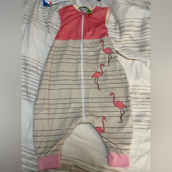 Cozy wearable onesie blanket for 2-4 year olds - Picture 3 of 5